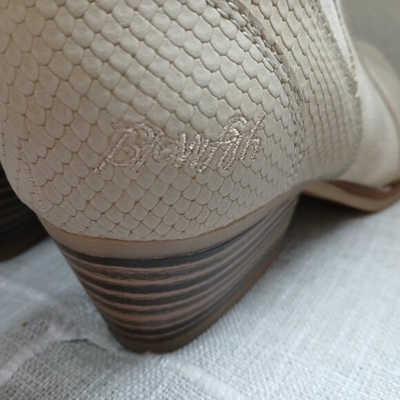 Blowfish Malibu Boots NEW 6.5 women's - Picture 2 of 10